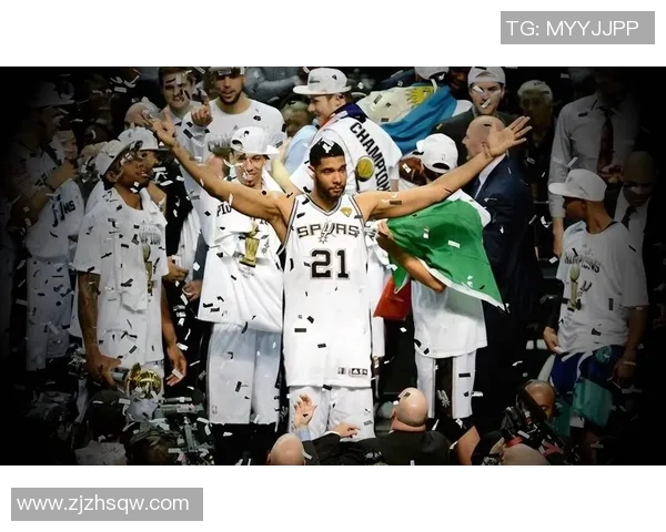 热火与马刺总决赛第二场激战回顾球星对决引发的精彩瞬间与战术分析 热火与马刺总决赛第二场激战回顾球星对决引发的精彩瞬间与战术分析