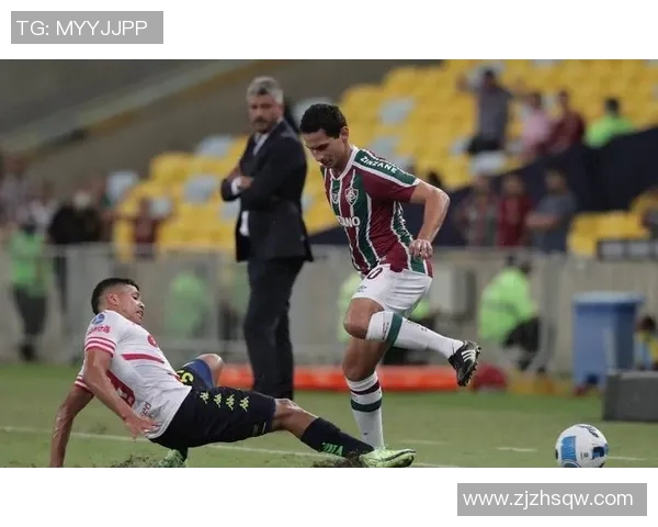 圣菲联合与阿独立的激烈对决揭示了足球战术的精彩与魅力 圣菲联合与阿独立的激烈对决揭示了足球战术的精彩与魅力