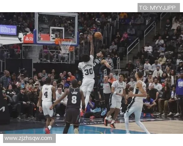 文班亚马法国队首战狂砍27分击败意大利引发NBA球探高度关注 文班亚马法国队首战狂砍27分击败意大利引发NBA球探高度关注